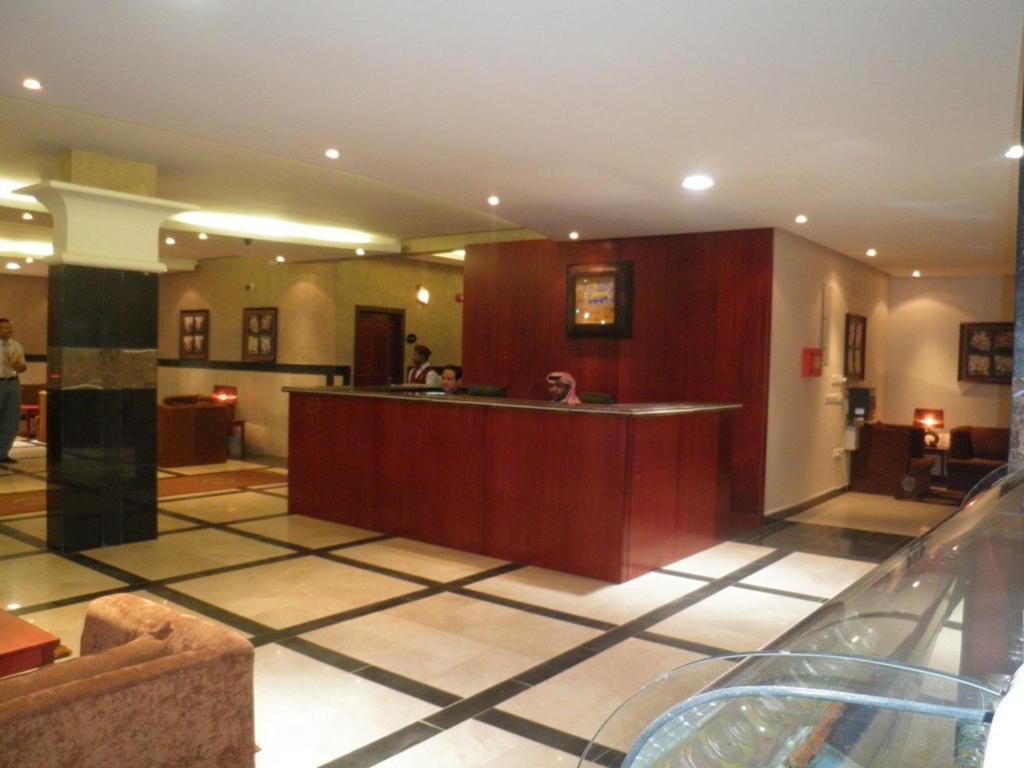 Al Muhaidb Al Nadwa Riade Exterior foto