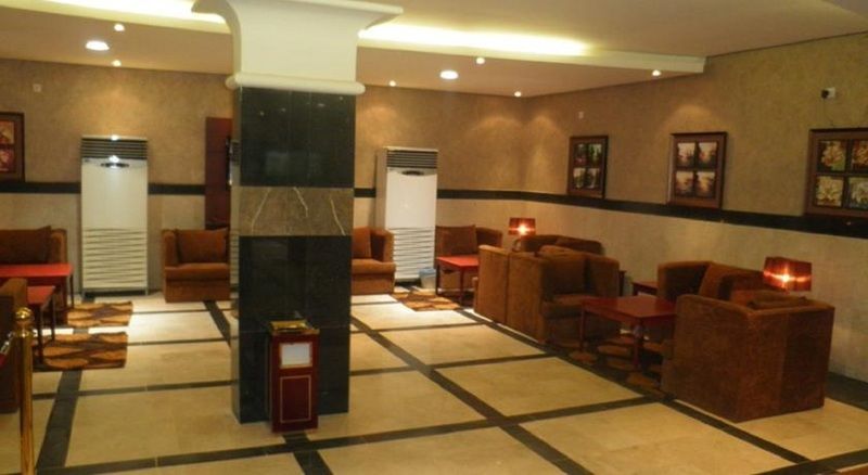 Al Muhaidb Al Nadwa Riade Exterior foto