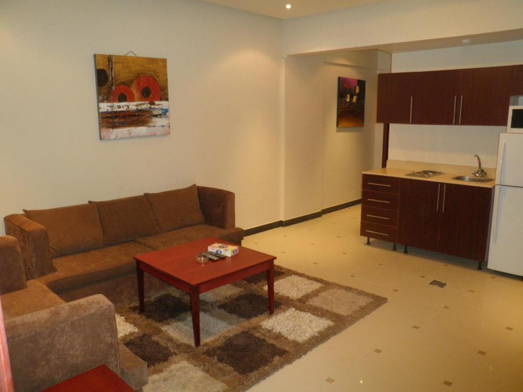 Al Muhaidb Al Nadwa Riade Exterior foto